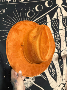 Wide brim hat adult